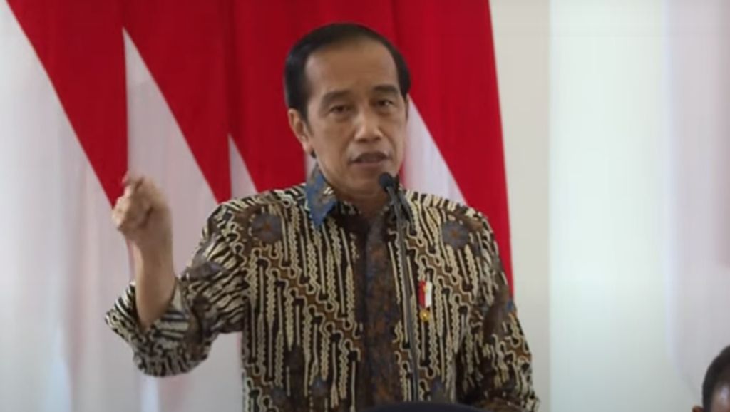 Presiden Jokowi: Omicron Lebih Mudah Menular tapi Gejalanya Ringan