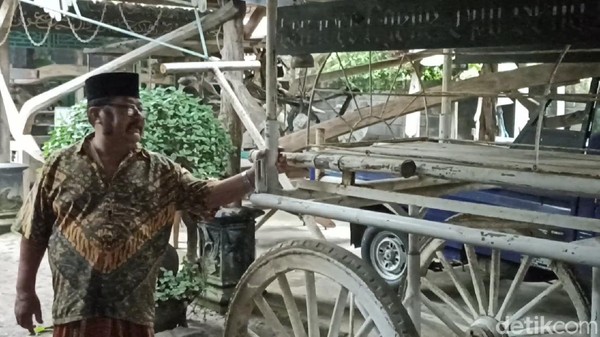 Rupanya keranda mayat itu menyimpan cerita dari kota asalnya. Konon keranda itu tidak dipakai lagi gegara terjadi rentetan 43 kejadian kematian dalam kurun waktu 47 hari.