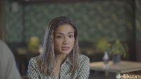 Almarhum ibunda Nirina Zubir sampai akhir hayatnya tak tahu, sudah dikerjai oleh ART kepercayaannya. 6 Aset diambil alih dan dipergunakan untuk modal usaha sang ART. Foto: Yolanda/detikHOT