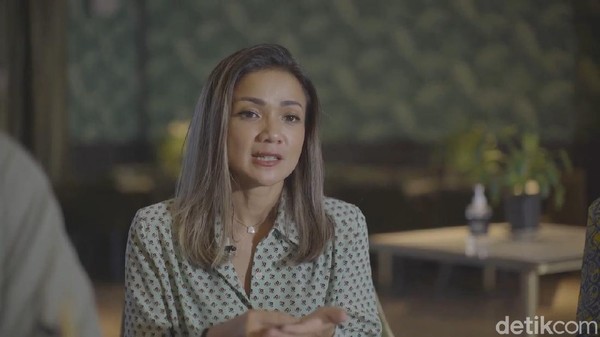 Blak-blakan Nirina Zubir, Sampai Akhir Hayat Ibunda Tak Tahu Aset Ditilap ART