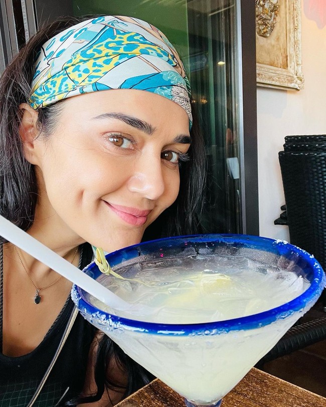 Preity Zinta dan suaminya Gene Goodenough yang berasal dari Amerika Serikat telah menikah selama lima tahun dan baru pertama kali dikaruniai momongan. Foto: Instagram @realpz