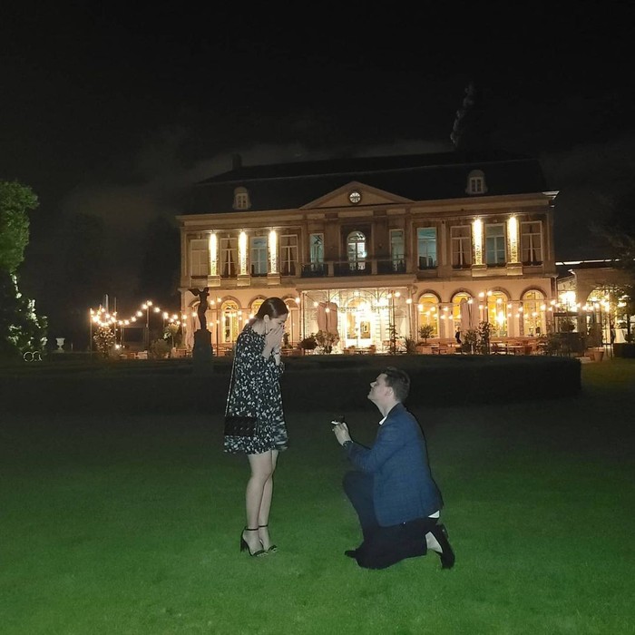 Romantis! Gracia Indri Rayakan Ultah Kekasihnya Sambil Makan di Bali Romantis! Gracia Indri Rayakan Ultah Kekasihnya Sambil Makan di Bali