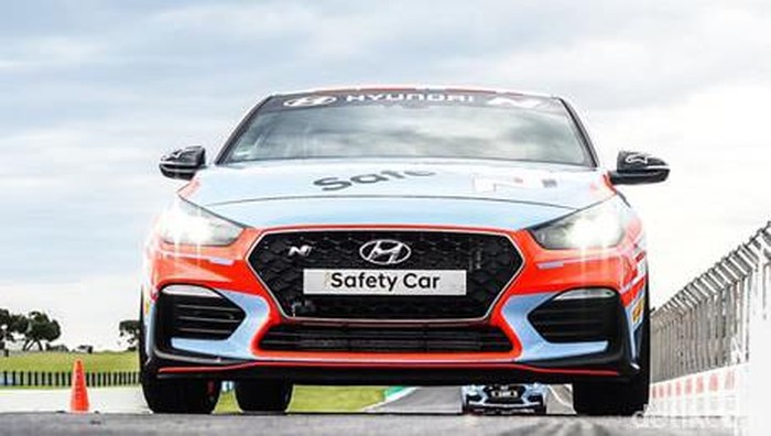 Safety Car Hyundai i30 Fastback N