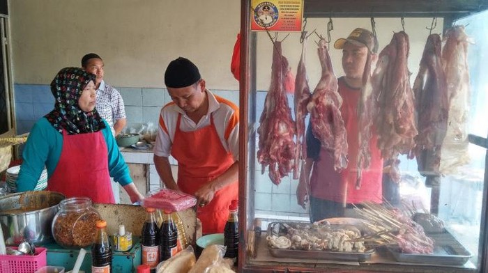Sate Barokah H Wahab Tangerang Sate Barokah H Wahab Tangerang.