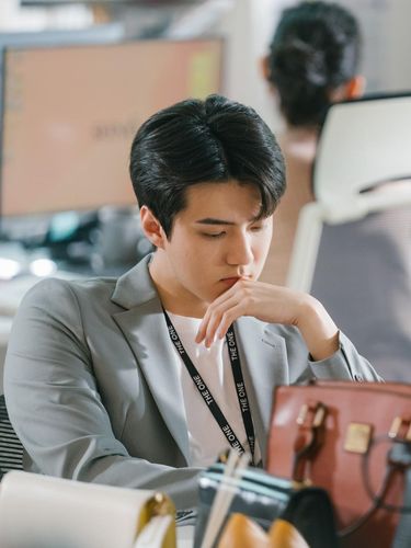 Sehun EXO dalam drama Korea Now We Are Breaking Up Sehun EXO dalam drama Korea Now We Are Breaking Up