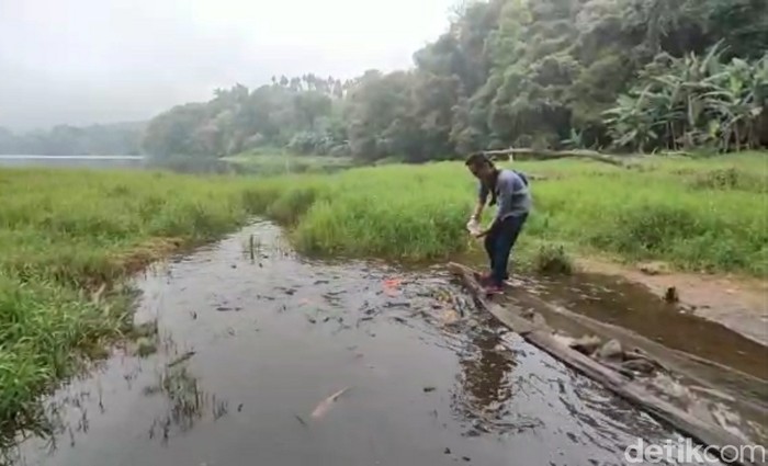 Telaga Ranjeng Telaga Ranjeng yang dipenuhi mitos