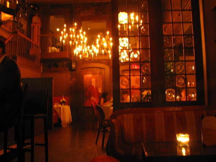 Terkenal Angker, Restoran Mewah dan Romantis Ini Jadi Sarang Hantu di New York Terkenal Angker, Restoran Mewah dan Romantis Ini Jadi Sarang Hantu di New York