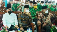 Baik Zulhas, sapaat akrab Zulkifli Hasan, Hatta Rajasa, maupun Soetrisno Bachir memang belakangan terlihat kompak memimpin PAN, termasuk membangun kedekatan dengan Muhammadiyah. Terakhir kali, pada 14 Juni 2021, ketiganya datang ke Gedung Dakwah PP Muhammadiyah di Yogyakarta untuk bersilaturahim dengan Haedar Nashir dan jajaran pimpinan pusat Muhammadiyah.