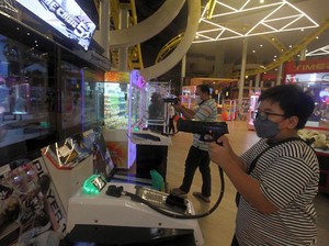 PPKM Level 3: Anak ke Taman Bermain Wajib Vaksin Lengkap, ke Mal Cukup 1 Dosis
