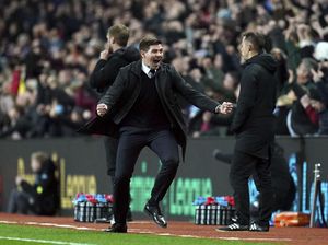 Steven Gerrard Datang, Aston Villa (Akhirnya) Menang
