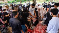 Di masa aktifnya, Verawaty Fajrin sering mewakili Indonesia mengikuti kejuaraan internasional.