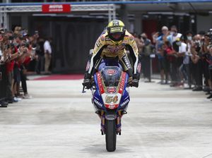 Toprak Juara Dunia WSBK, Begini Gaya Nonton Pengunjung Mandalika