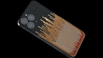 Ponsel yang juga berhias emas 18 karat ini hanya diproduksi sebanyak 18 unit. Caviar menjual iPhone 13 Pro Terradiamond dengan harga USD 49.240 (Rp 700,5 juta) dan versi iPhone 13 Pro Max dengan harga USD 59.700 (Rp 849,3 juta). Foto: dok. Caviar