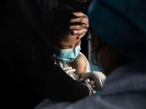 Dokter Temukan Gejala Tak Biasa Varian Omicron pada Anak