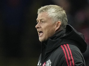 MU Kalah Telak, #OleOut Menggema Kian Kencang