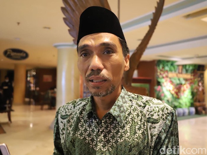 Jelang Muktamar NU ke-34 di Lampung, PCNU Surabaya belum menerima surat keputusan (SK) dari PWNU Jatim. PCNU Surabaya terancam tidak bisa menjadi peserta muktamar.