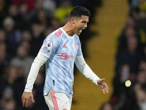 Cristiano Ronaldo si Gede Ambek Saat Diganti