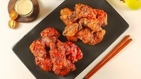 Tawarkan fried chicken autentik Korea, Kyochon juga bisa jadi pilihan untuk memuaskan selera. Ada menu fried chicken original, soonsal, red series, honey series, hingga chicken gangjong. Foto: kyochon_id