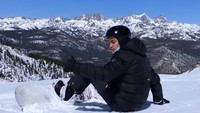 Albany Ray disebut Sarah Azhari sudah gak lagi tinggal bareng dengannya, meski tetap berada di Los Angeles. Foto: Instagram @albanyrayy