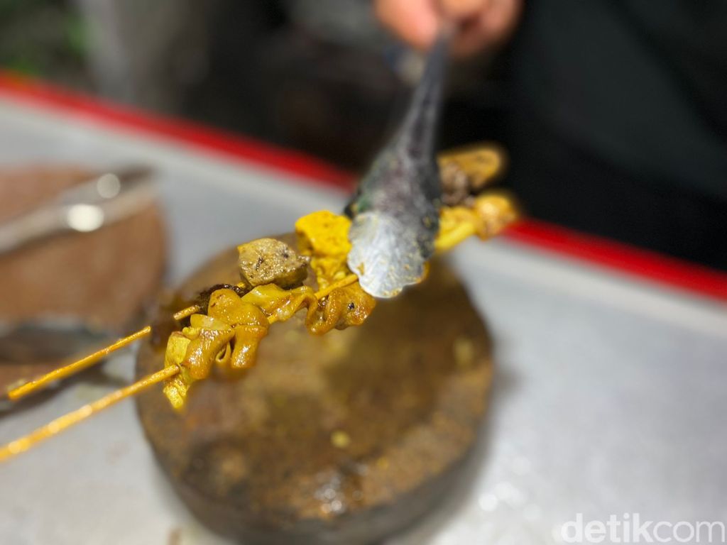 Bawa Duit Rp 5 Ribu Bisa Makan Bakso hingga Jajan Bubble Tea Kekinian di Tegal Parang