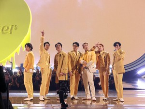 Dirjen WHO Kirim Doa untuk 3 Member BTS yang Positif Covid-19