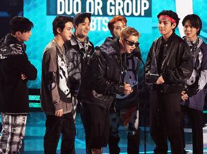 Menang 3 Piala AMA 2021, BTS: Kami Boyband Kecil dari Korea