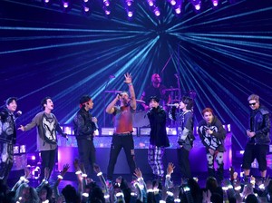 Tonton Lagi Kolaborasi BTS dan Coldplay di AMA 2021, Berhadiah Rp 2 Juta!