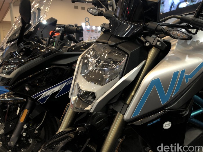 CF Moto 250NK CF Moto 250NK