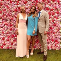 Dennis Bergkamp sendiri telah memberi komentar mengenai hubungan anaknya dengan pemain bola asal Belanda tersebut. Menurutnya, pria 24 tahun itu adalah sosok yang potensial. Foto: Instagram Estelle Bergkamp