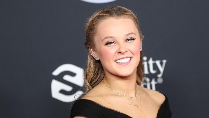 Jojo Siwa JoJo Siwa di American Music Awards 2021, Microsoft Theater, Los Angeles, California.