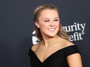 JoJo Siwa Menangis Bahas Soal Gender, Tak Merasa Jadi Perempuan atau Laki-laki