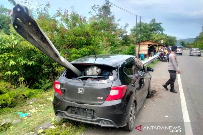 Kecelakaan mengerikan di Aceh Besar (Antara) Kecelakaan mengerikan di Aceh Besar (Antara)