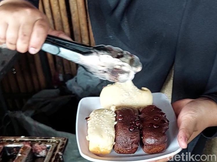 Manis Lumer! 20 Kue Balok Enak Ada di Sini