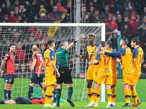 Genoa Vs AS Roma: Giallorossi Menang 2-0
