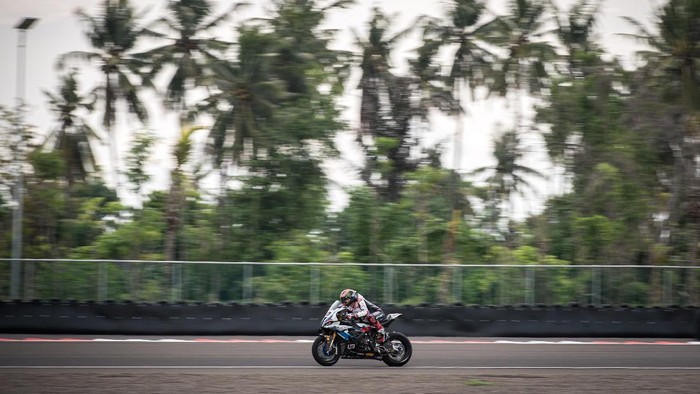 Michael van der Mark, Pebalap WSBK Keturunan Indonesia Raih Podium di Mandalika