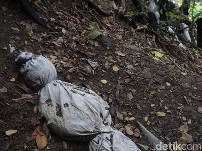 Potret Ngeri Museum Santet Cirebon, Isinya Pocong-Artefak Dukun