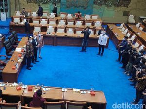 Dony Oekon Resmi Jadi Waka Komisi VII DPR, Gantikan Bambang Pacul