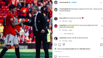 “Tak ada yang lain kecuali hormat bagi pria ini. Terima kasih untuk segalanya, bos,” tulis Victor Lindeloff. Foto: Twitter