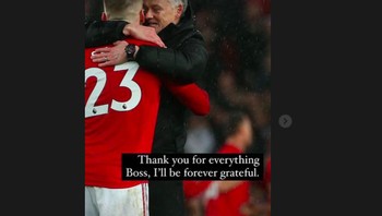 Luke Shaw mengucapkan terima kasih untuk sang bos di Stories Instagram-nya. Foto: Twitter
