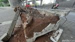 Pot Tanaman di Tanjung Priok Ini Dicuekin sampai Rusak