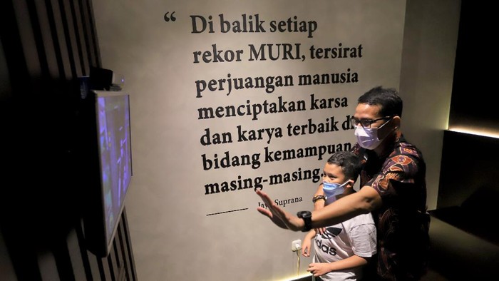 Potret Wajah Baru Inovasi Museum Digital Memasuki usia ke-31, Galeri Museum Rekor-Dunia Indonesia (MURI) Jakarta melakukan revitalisasi dalam rangka mengenalkan MURI sebagai museum digital. Seperti apa?
