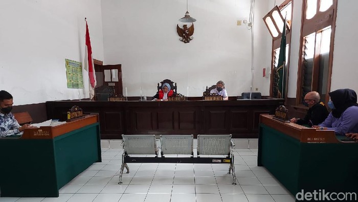 Praperadilan Pinjol Sleman