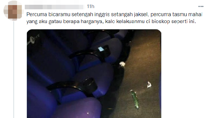 Viral sampah mentimun di bioskop.