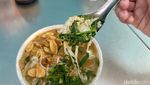 Sluurp! Gurih Manis Soto Ayam Bokoran yang Kondang Lezatnya 72 Tahun