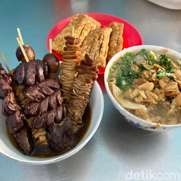 Soto Bokoran 1949: Gurih Manis Soto Semarang yang Bertahan Lezatnya 72 Tahun