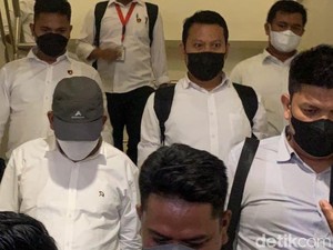 Tak Ditahan, Dosen Unri Tersangka Dugaan Cabul Wajib Lapor 2 Kali Sepekan