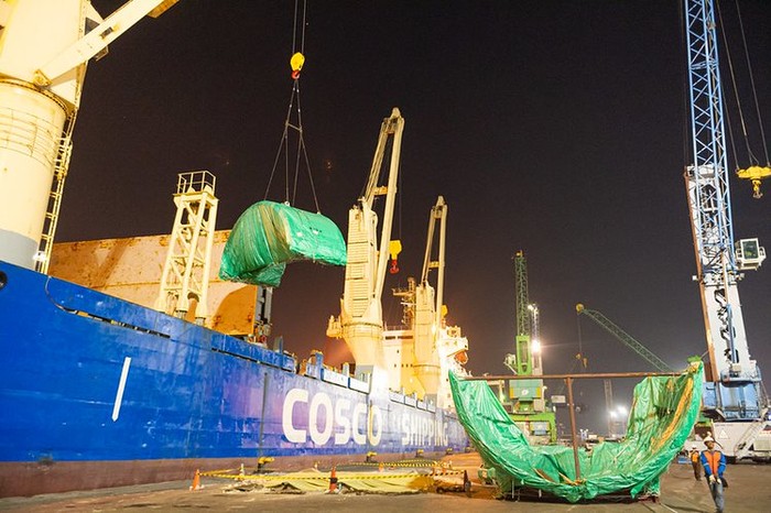 TBM 1 MRT Jakarta fase II tiba di Jakarta TBM 1 MRT Jakarta fase II tiba di Jakarta