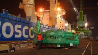 TBM 1 ini tiba setelah menempuh perjalanan laut kurang lebih selama tiga minggu dari RRT dan datang dalam 48 bagian yang nantinya akan dirakit di lokasi pengeboran. Foto: Dok. MRT Jakarta