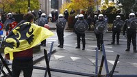 Bentrokan dengan polisi anti huru hara terjadi di seluruh distrik pemerintah dan Uni Eropa di ibu kota Belgia, hanya beberapa meter dari kedutaan Amerika Serikat dan Rusia.