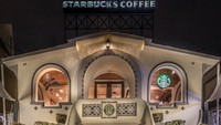 Starbucks di Prado Norte, Meksiko mengusung konsep rumah mewah khas Spanyol. Ciri khasnya ada pada air mancur di bagian depan, tanaman asri, dan berbagai motif keramik khas yang mengelilinginya.